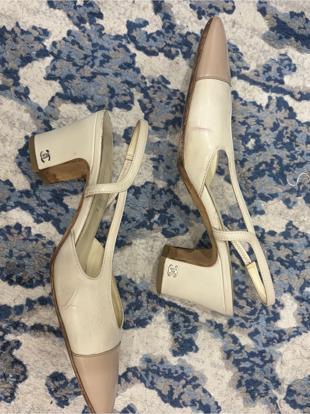 CHANEL Cream and Beige Two-Tone Slingback Pumps
